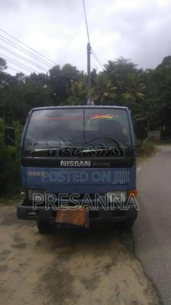 Nissan cabin for Lorry