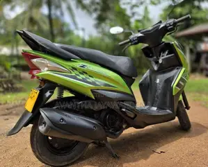 Yamaha Ray ZR 2015 Motorbike (Used)