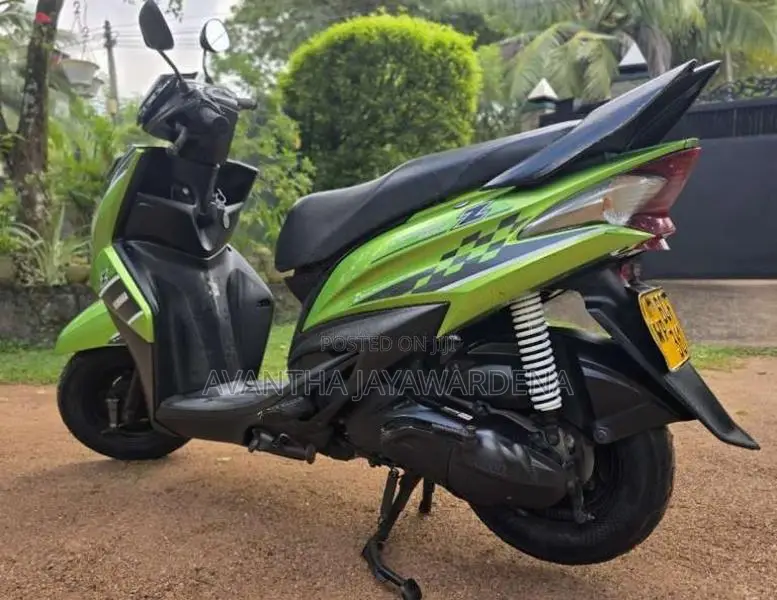 Yamaha Ray ZR 2015 Motorbike (Used)