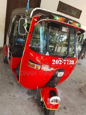 Bajaj RE 2 Stroke 1999 Three Wheel (Used)