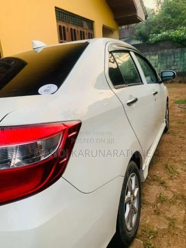 Perodua Bezza 2020 Car (Used)