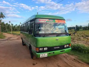 Toyota Coaster 1987 Bus (Used)