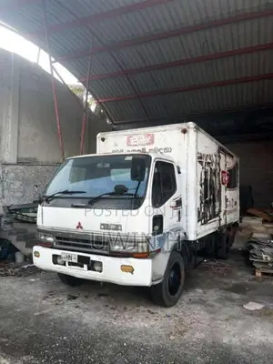 Mitsubishi Fuso 1997 Lorry (Used)