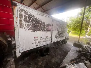 Mitsubishi Fuso 1997 Lorry (Used)