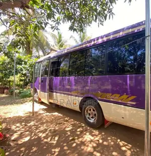 Mitsubishi Fuso 2011 Bus (Used)