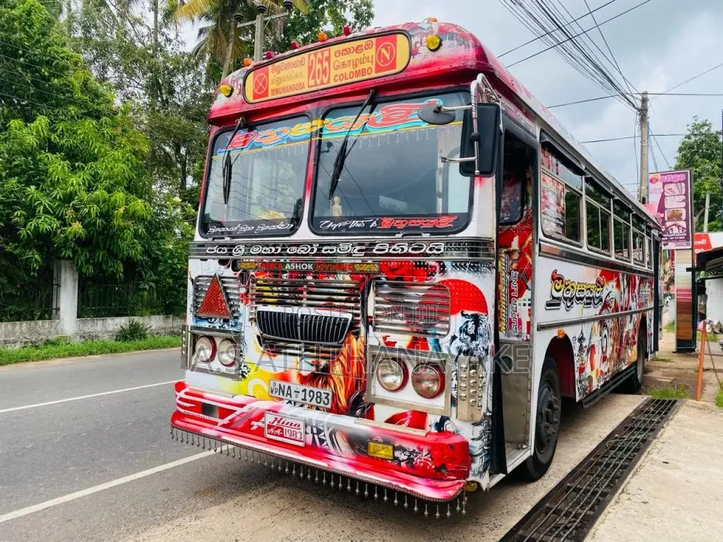 Ashok-Leyland Viking 2006 Bus (Used)