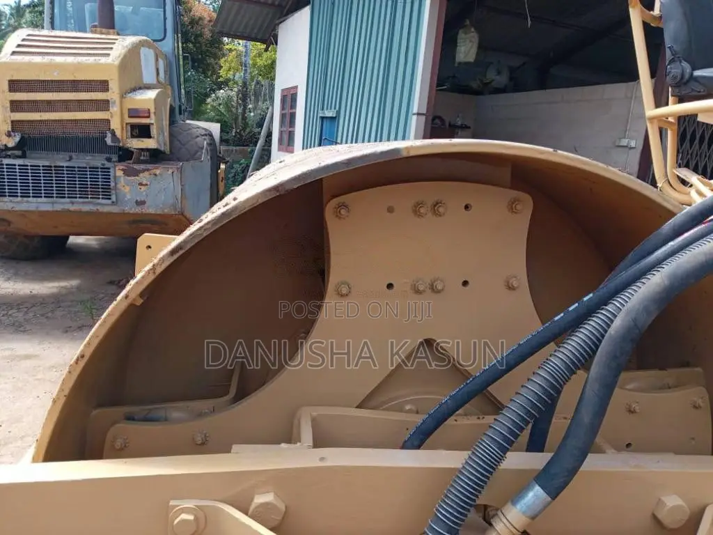 CAT T 10 CS 563 2008 Heavy-Duty (Used)