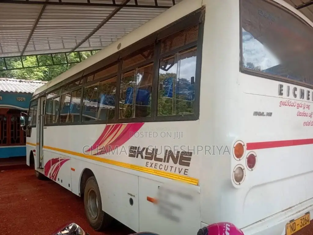 Eicher Skyline 2018 Bus (Used)