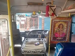 Eicher Skyline 2018 Bus (Used)