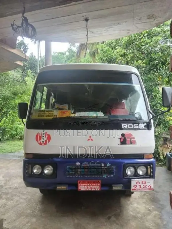 Mitsubishi Baby Rosa 1991 Bus (Used)