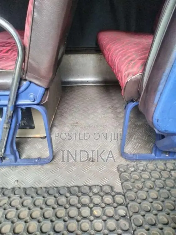 Mitsubishi Baby Rosa 1991 Bus (Used)