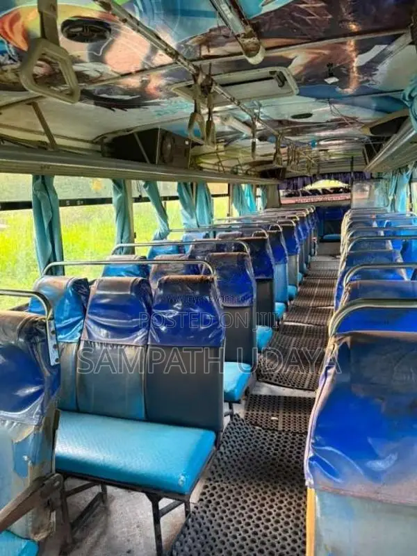 Tata Starbus 2010 Bus (Used)
