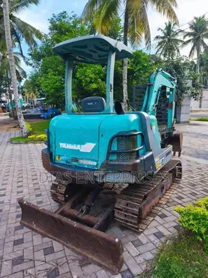 Yanmar B37-2 2017 Heavy-Duty (Used)