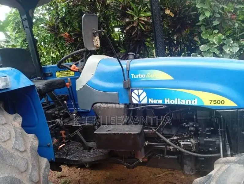 New-Holland 7500 2016 Tractor (Used)