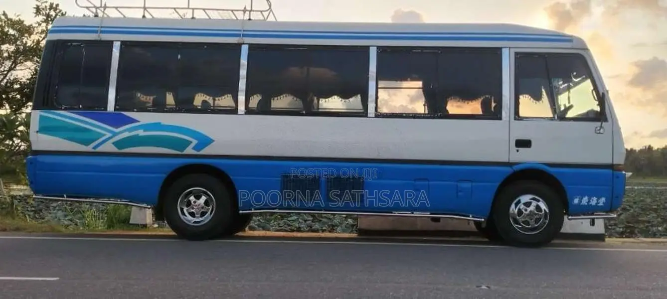 Mitsubishi Rosa 1990 Bus (Used)
