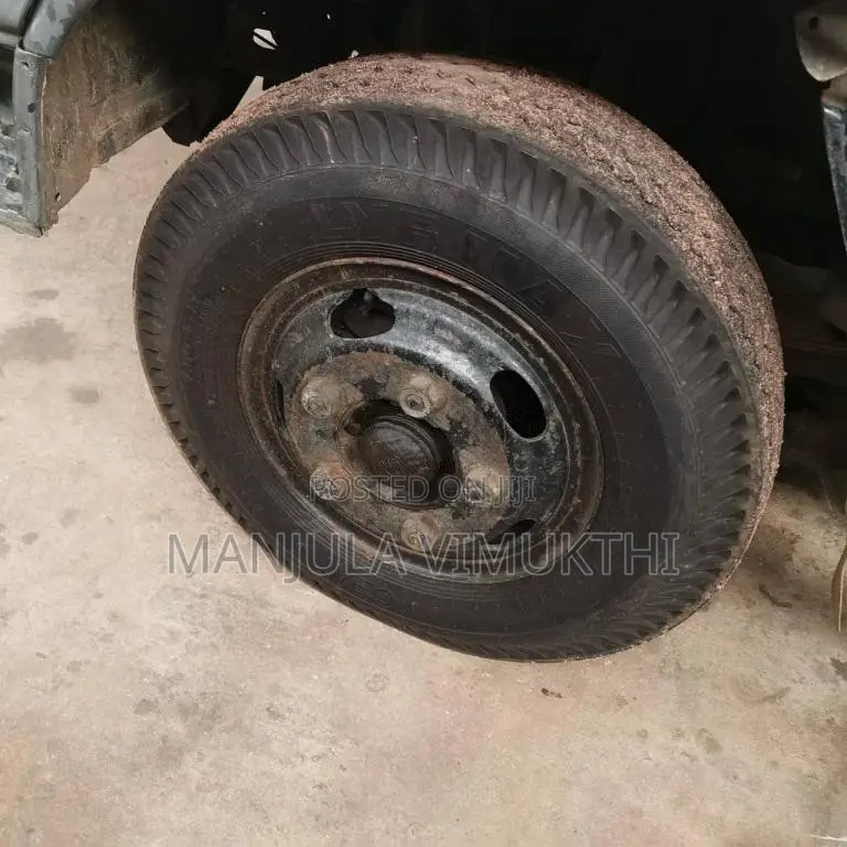 Mitsubishi Canter 2000 Lorry (Used)