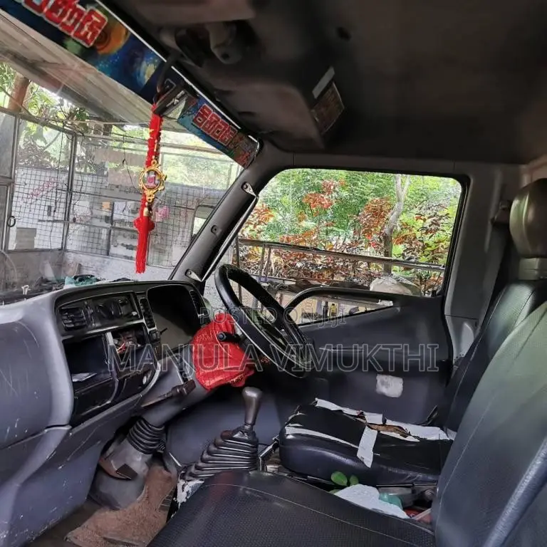 Mitsubishi Canter 2000 Lorry (Used)