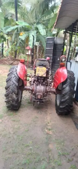 Massey-Ferguson 135 DL 1990 Tractor (Used)