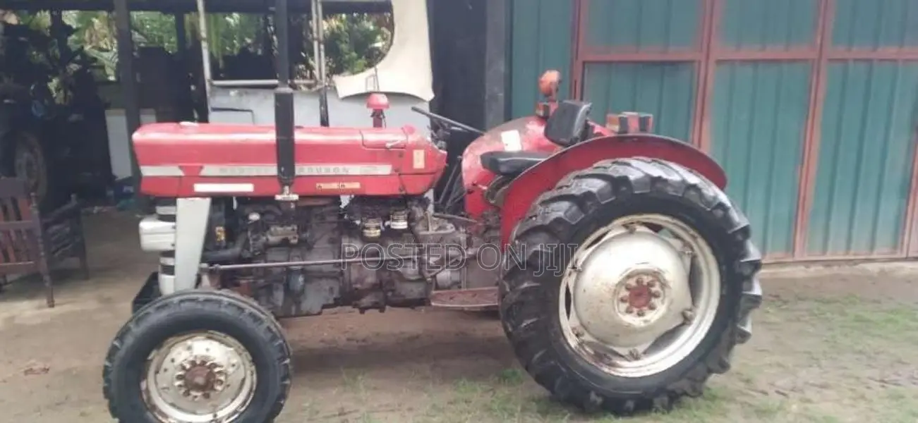 Massey-Ferguson 135 DL 1990 Tractor (Used)