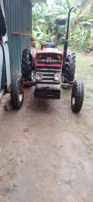 Massey-Ferguson 135 DL 1990 Tractor (Used)