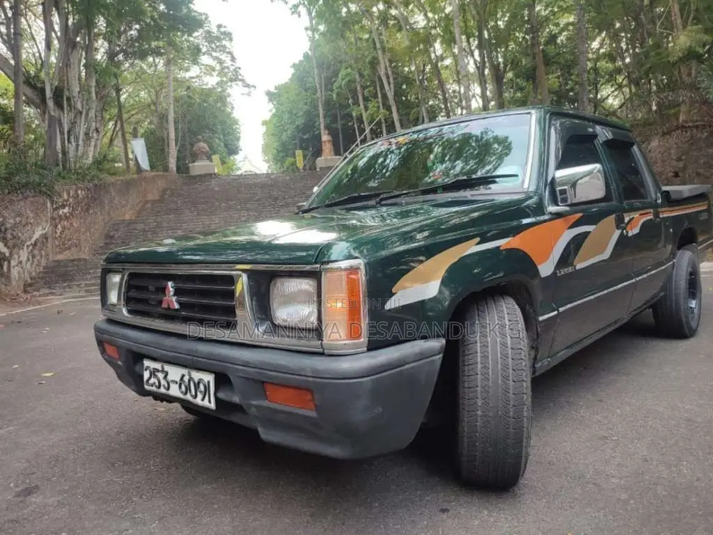 Mitsubishi L200 1999 Pickup (Used)