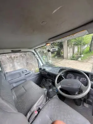 Isuzu NKR 81 2004 Lorry (Used)