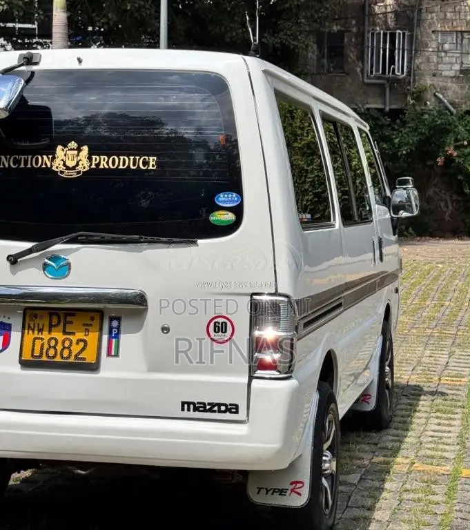 Mazda Lion Face 2007 Van (Used)