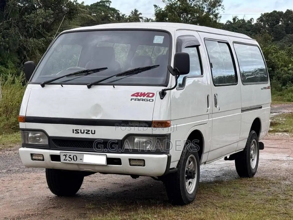 Isuzu Fargo 1993 Van (Used)