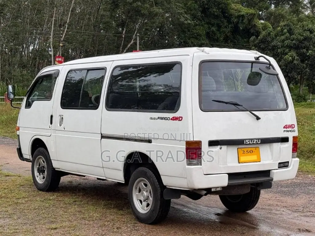 Isuzu Fargo 1993 Van (Used)