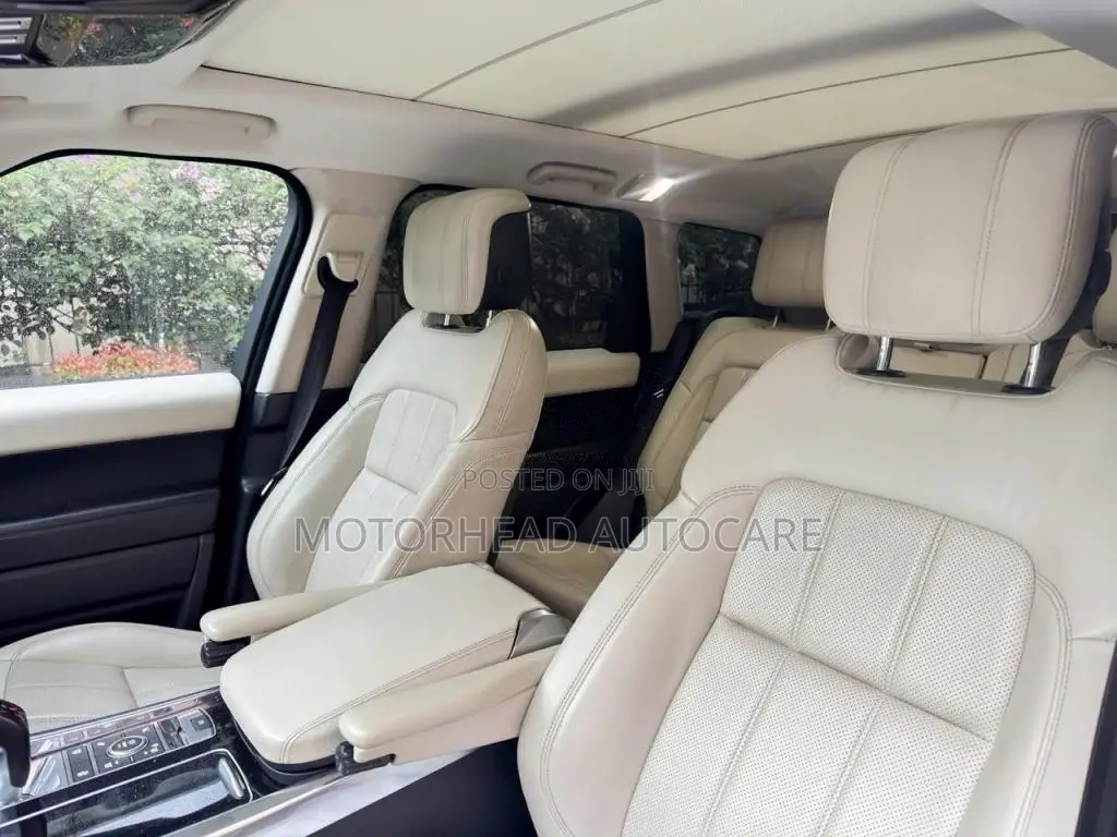 Land-Rover Range Rover Sport 2018 SUV (Used)