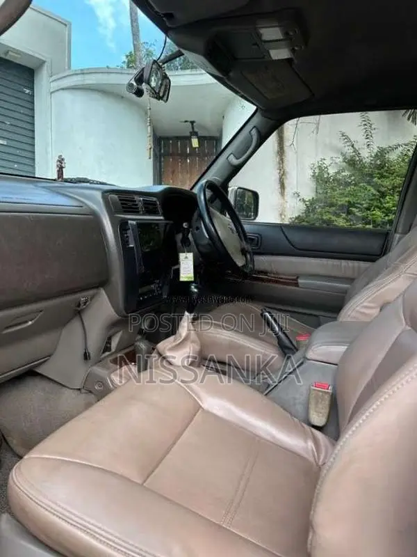 Nissan Patrol 1999 SUV (Used)