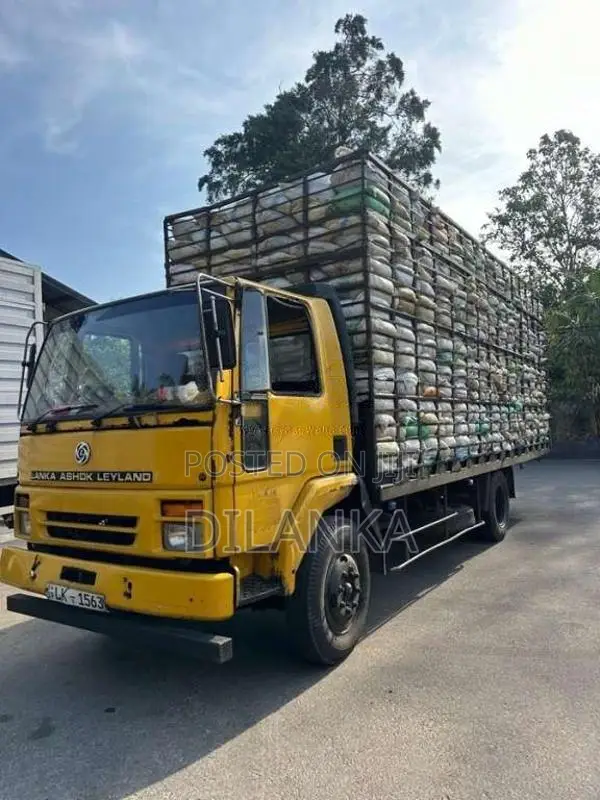 Ashok-Leyland E Comet 1112 2012 Lorry (Used)