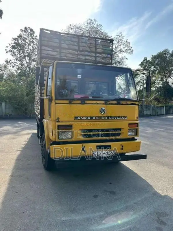Ashok-Leyland E Comet 1112 2012 Lorry (Used)