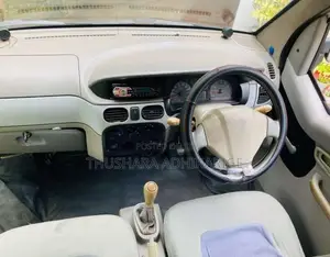 Micro Mpv 2011 Van (Used)