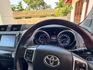Toyota Prado 2017 SUV (Used)