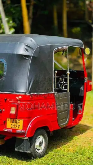 Bajaj RE 205 2013 Three Wheel (Used)