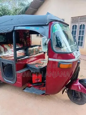 Bajaj 2 stroke 2007 Three Wheel (Used)