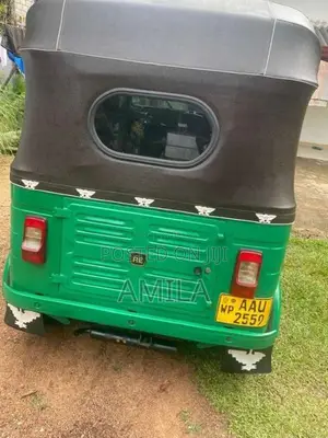 Bajaj RE 2014 Three Wheel (Used)