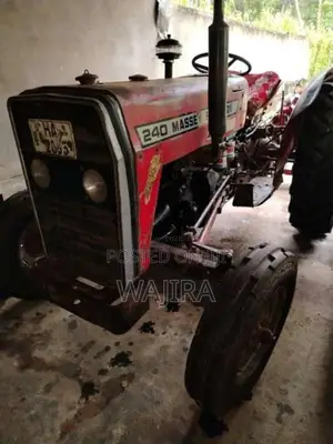 Massey-Ferguson 240 1999 Tractor (Used)