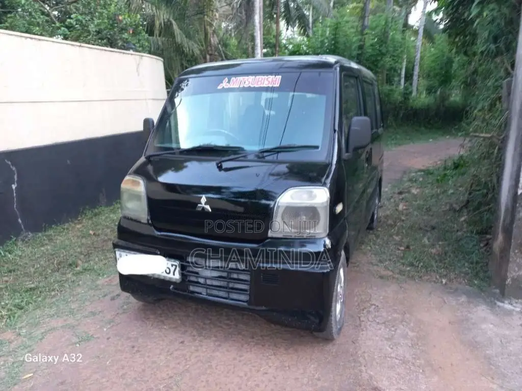 Mitsubishi MiniCab 1999 Van (Used)