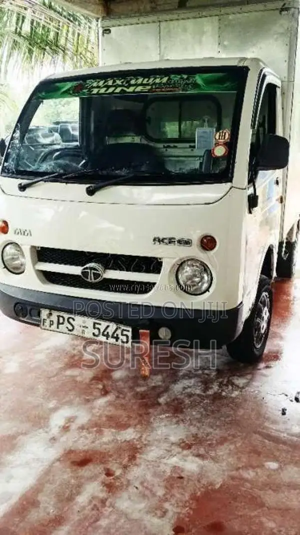Tata Dimo Batta 2011 Lorry (Used)