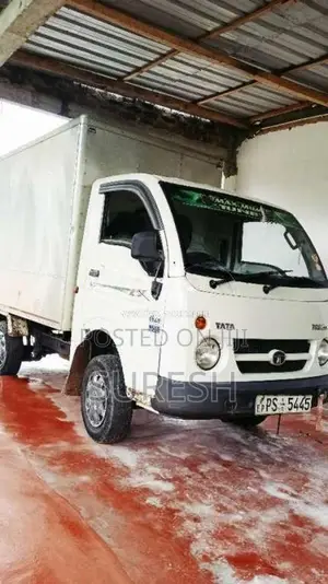 Tata Dimo Batta 2011 Lorry (Used)