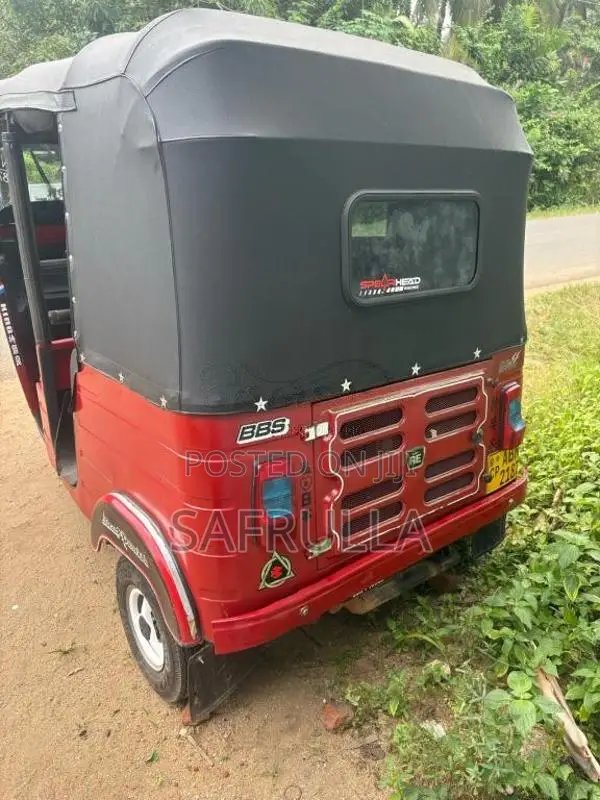 Bajaj RE 2016 Three Wheel (Used)