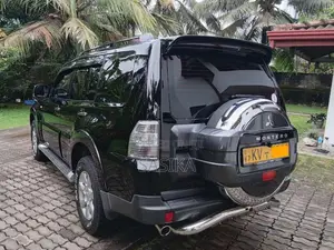 Mitsubishi Montero 2013 SUV (Used)