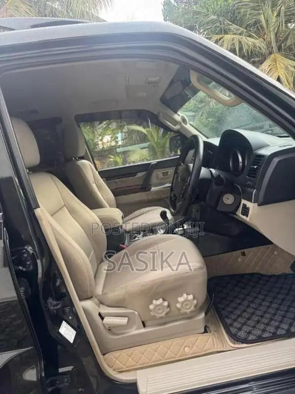 Mitsubishi Montero 2013 SUV (Used)
