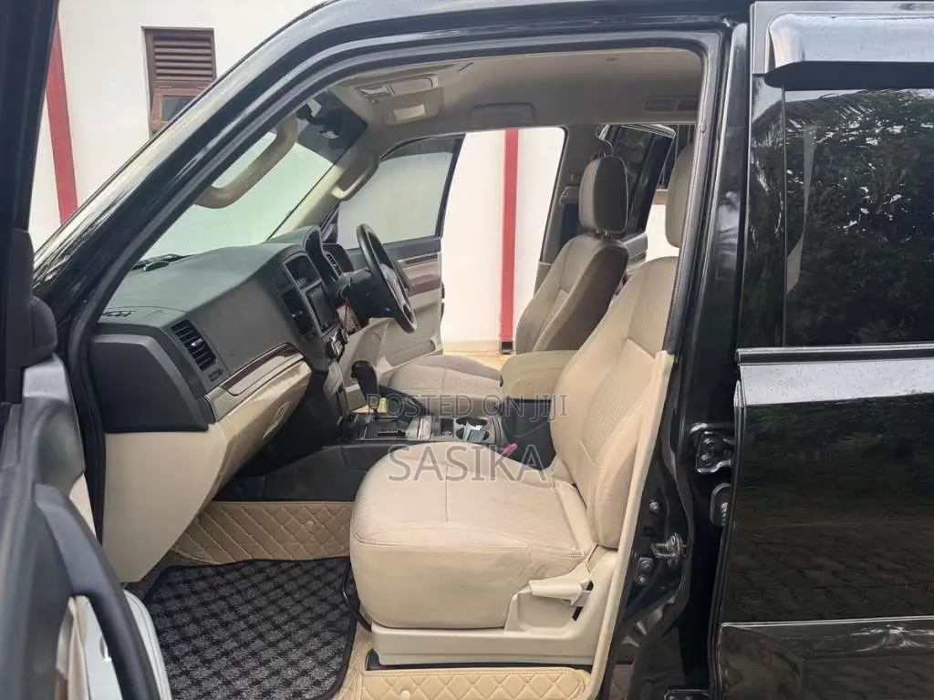 Mitsubishi Montero 2013 SUV (Used)
