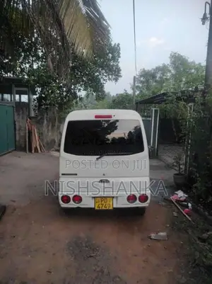 Mitsubishi U61 MiniCab 2011 Van (Used)