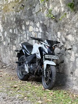 Honda Cb Hornet 2016 Motorbike (Used)