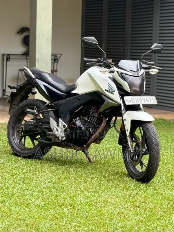Honda Cb Hornet 2016 Motorbike (Used)