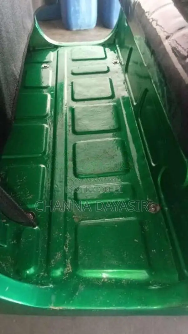 Bajaj 2 Stroke 2006 Three Wheel (Used)